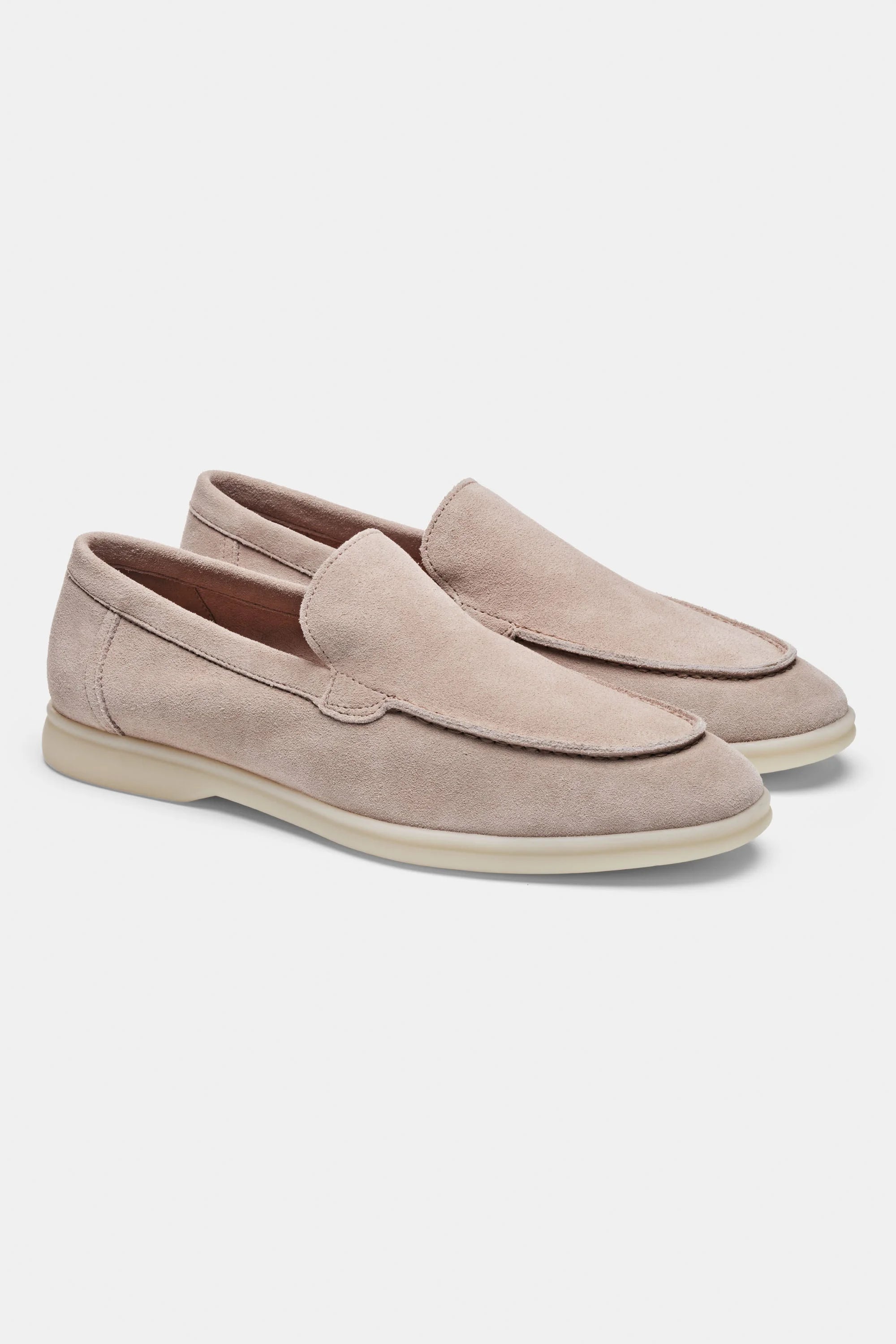 THE CLASSIC LOW LOAFER