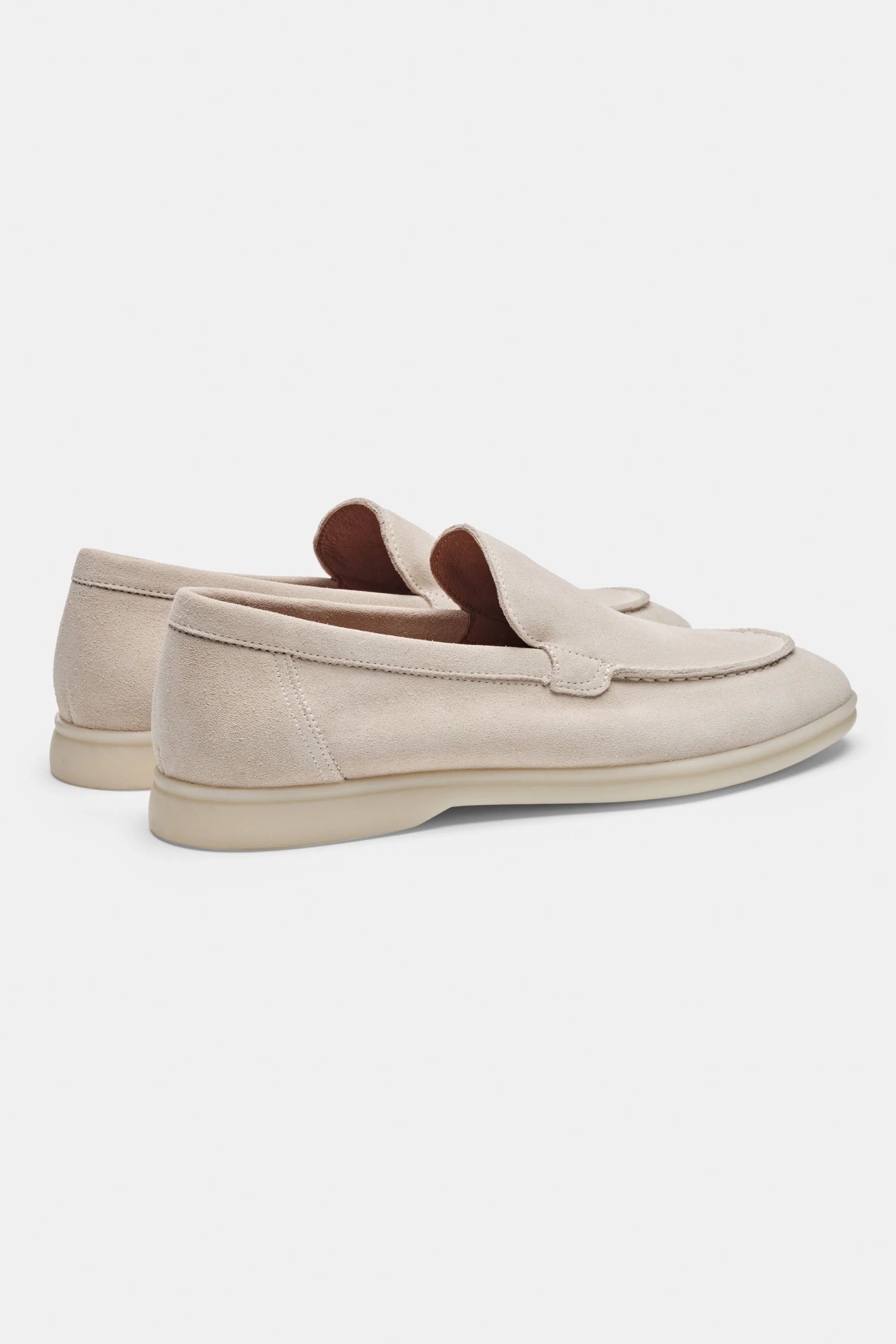 THE CLASSIC LOW LOAFER