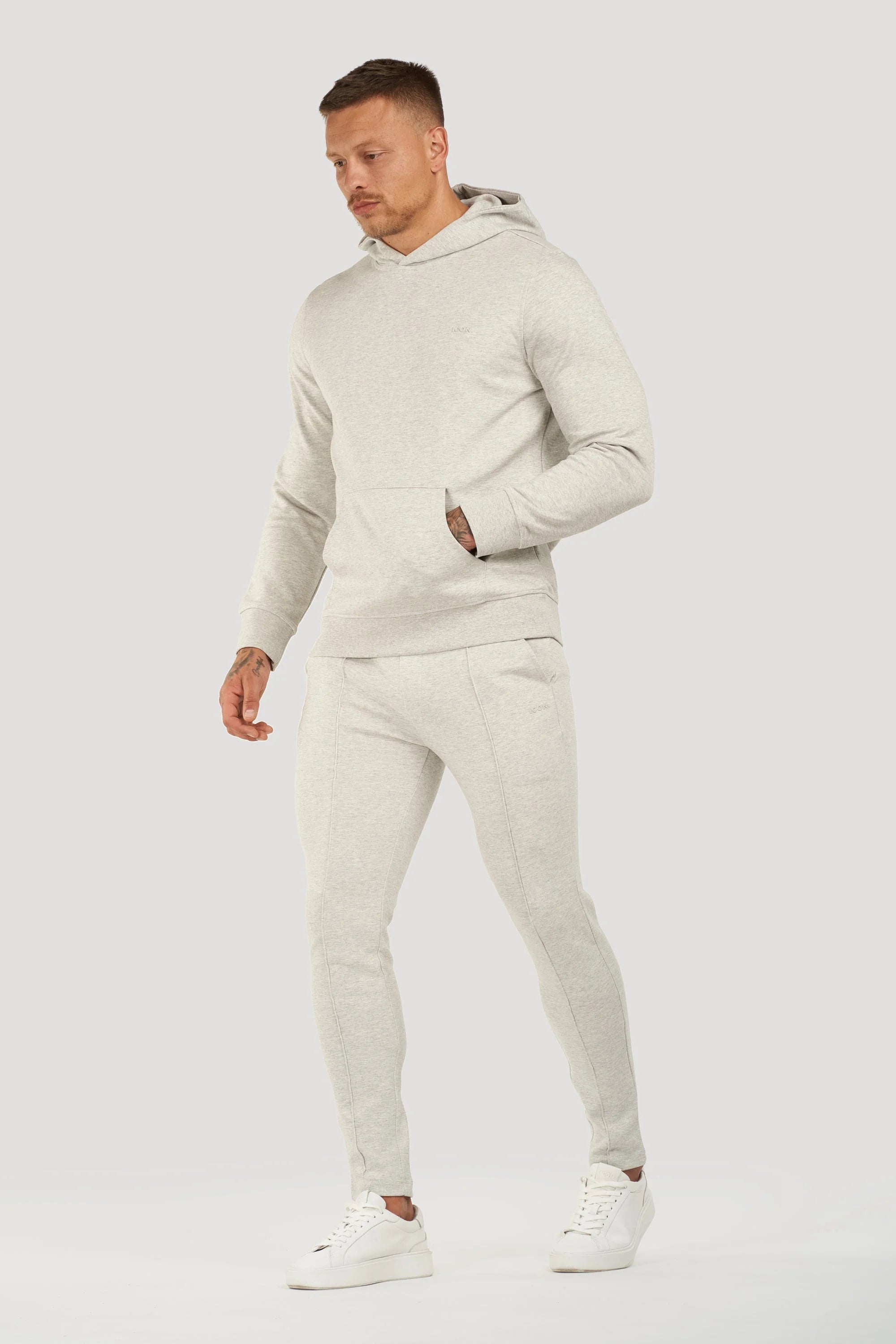 THE ATHLETIC HOODIE