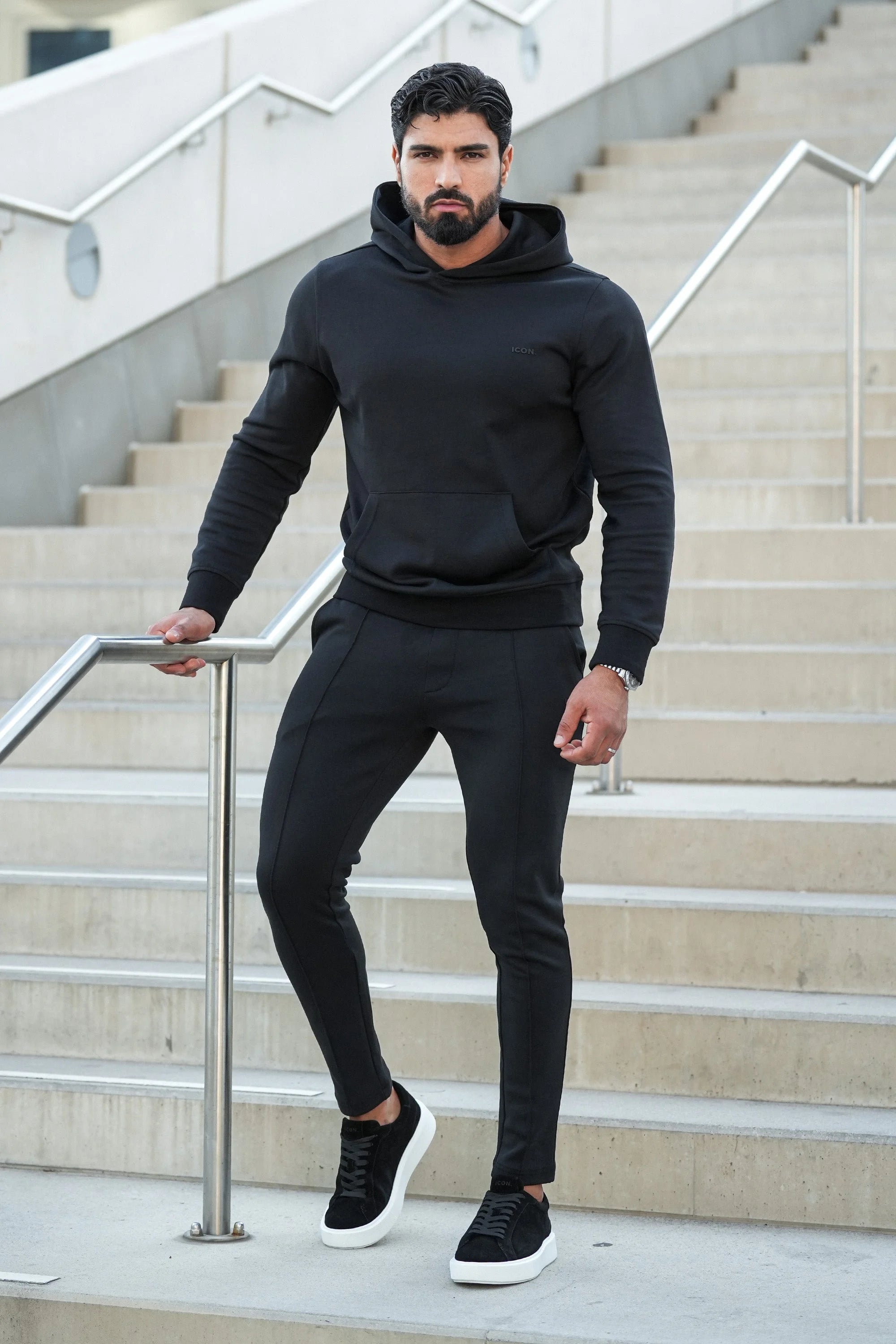 THE ATHLETIC JOGGER