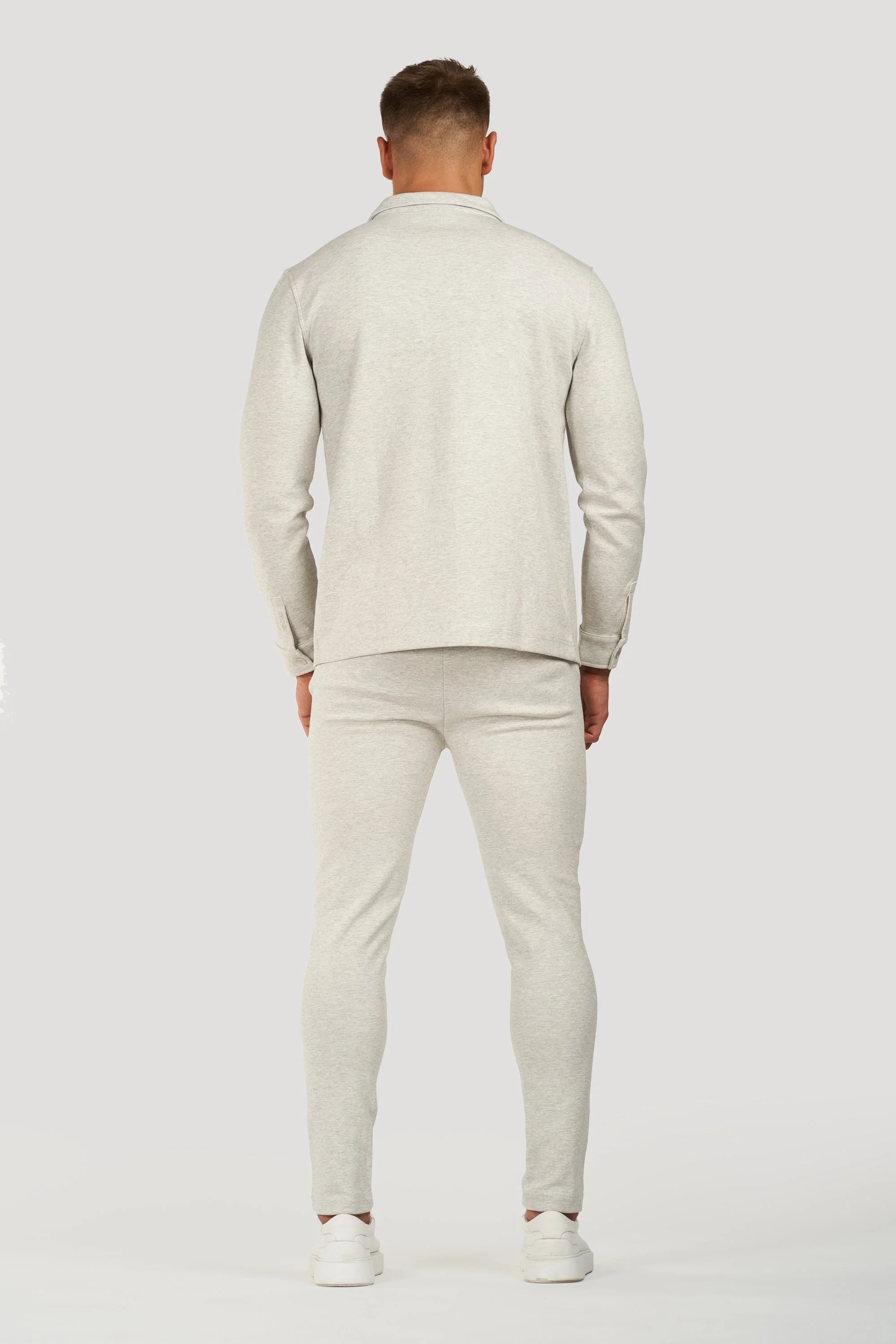 THE ATHLETIC JOGGER