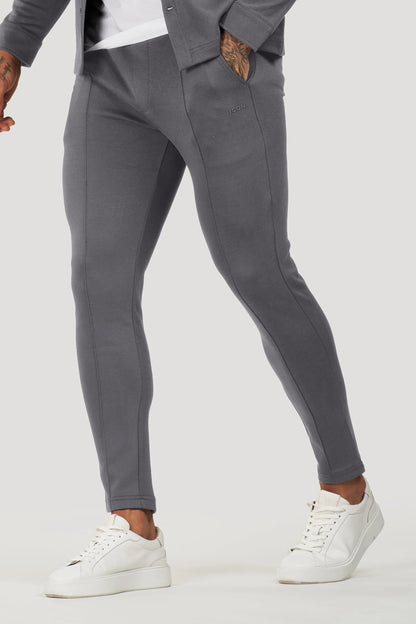 THE ATHLETIC JOGGER