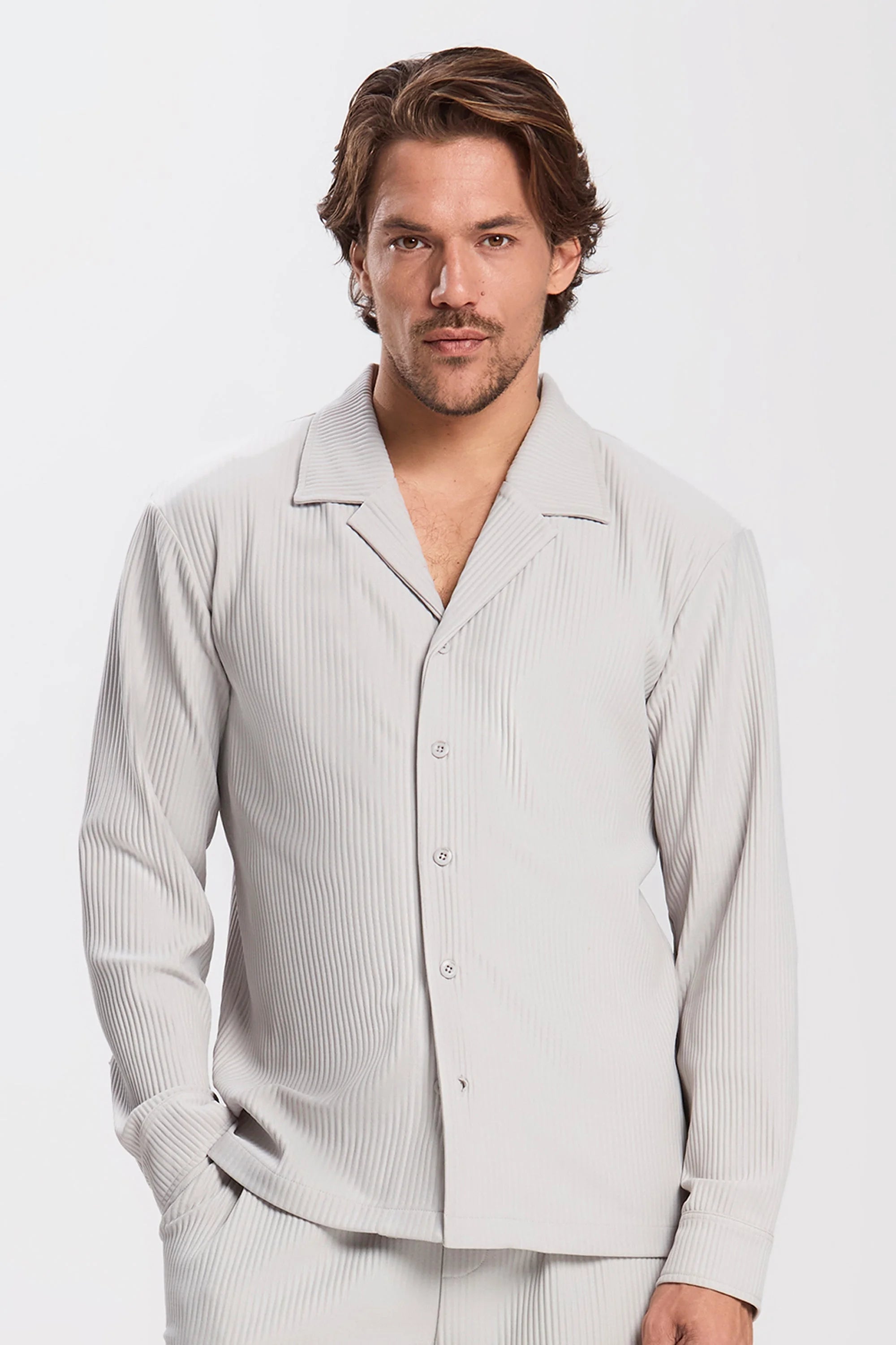 THE PLEATED LS SHIRT