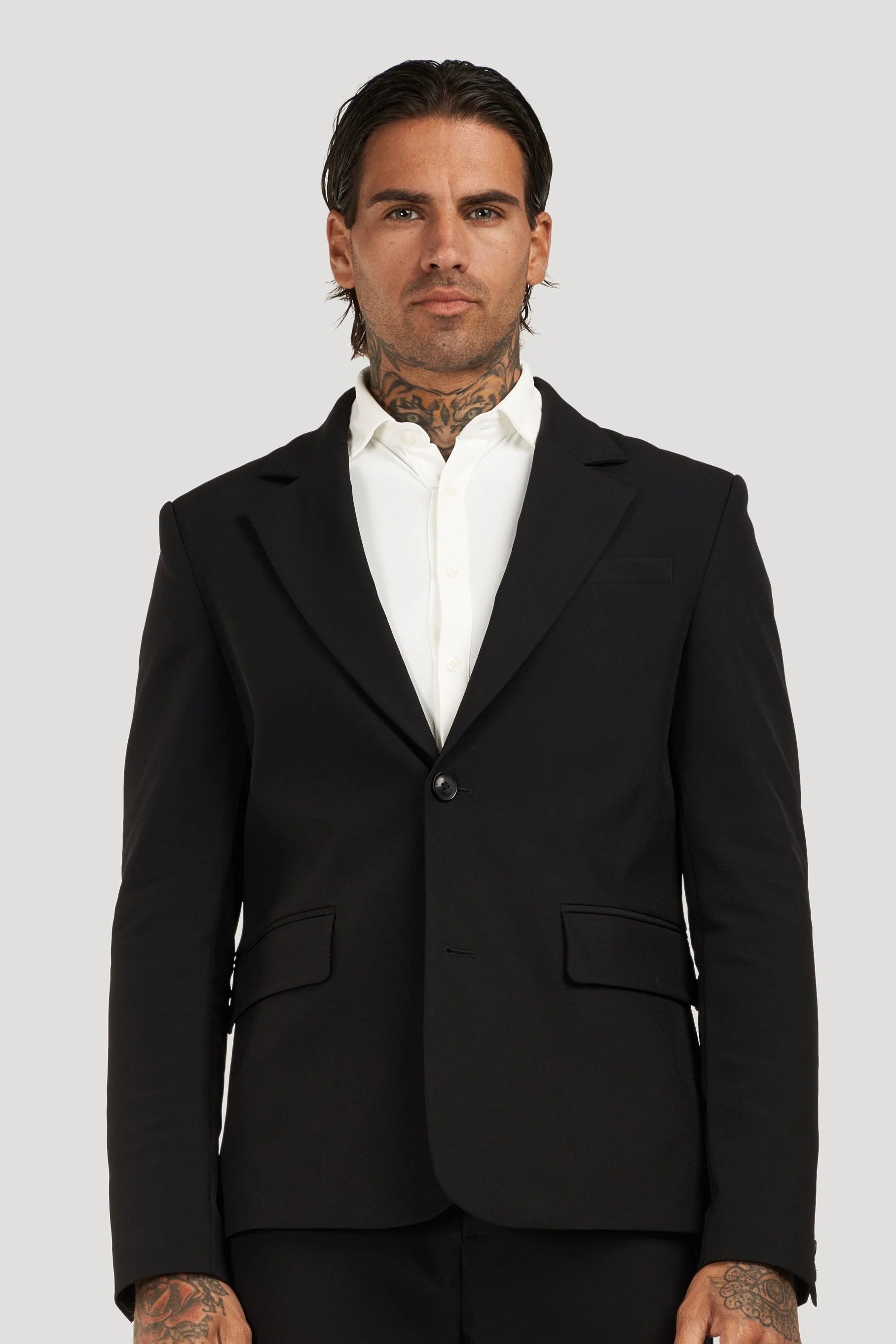THE TECH BLAZER